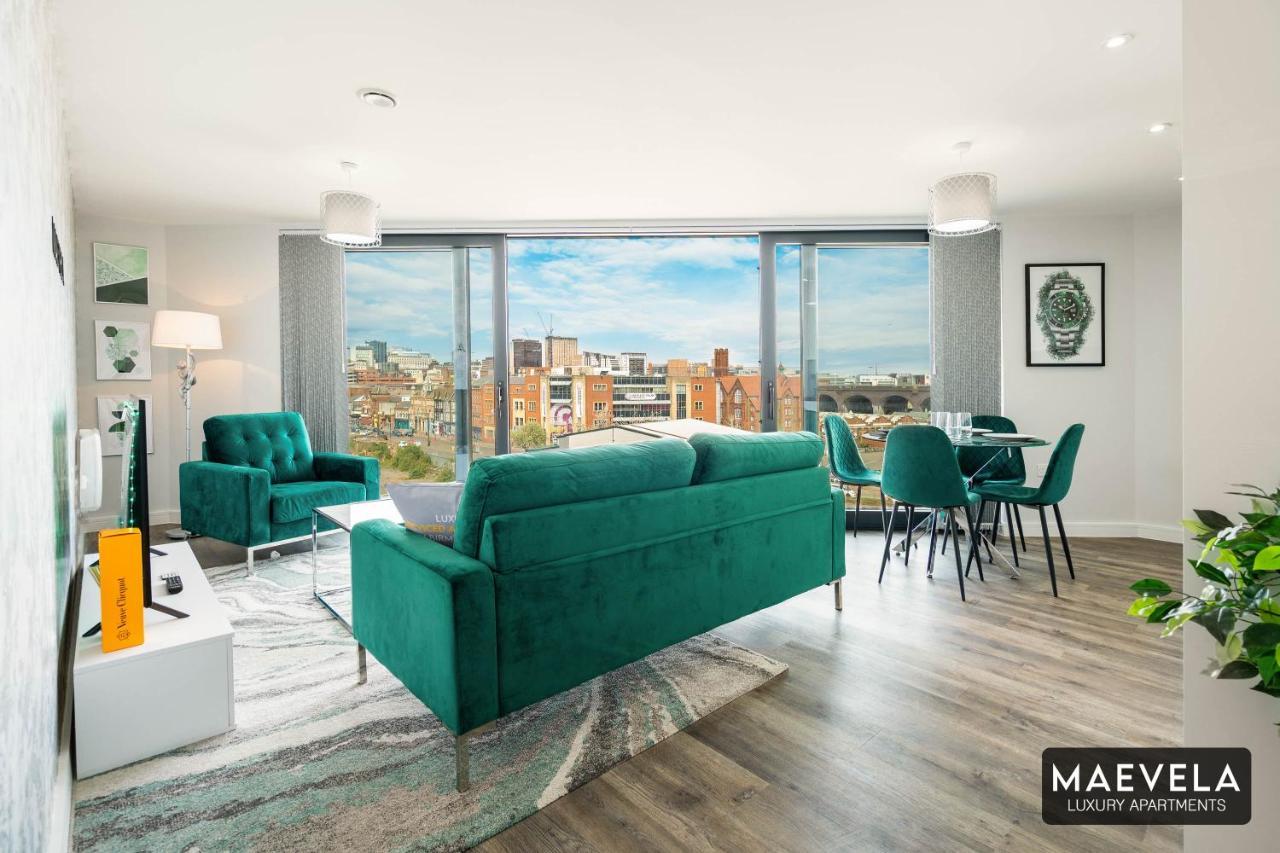 Maevela Apartments - Luxury Top Floor Penthouse - With Parking - 2 Bedroom New Build Apartment ✪ City Centre, Digbeth ✓ With Huge Patio Sliding Doors - City View - Rooftop Terrace - Ps4 & Smart Tv'S Birmingham Exterior foto