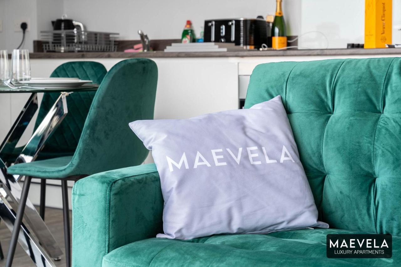 Maevela Apartments - Luxury Top Floor Penthouse - With Parking - 2 Bedroom New Build Apartment ✪ City Centre, Digbeth ✓ With Huge Patio Sliding Doors - City View - Rooftop Terrace - Ps4 & Smart Tv'S Birmingham Exterior foto